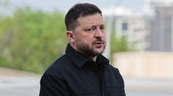 زيلينسكي يتعهد بالرد بعد غارة روسية أسفرت عن مقتل 24 شخص