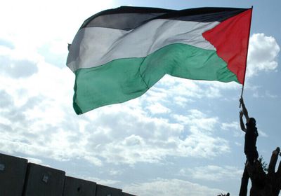 الشرطة الفرنسية: اعتقال 6 أشخاص بعد رفع علم فلسطين على برج إيفل