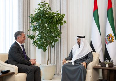 محمد بن زايد يستقبل ريتشارد مارليز وزير دفاع أستراليا