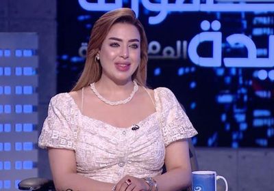 نجاة الإعلامية منى العمدة من حادث سير بعد ساعات من تكريمها بجائزة أفضل برنامج عقاري