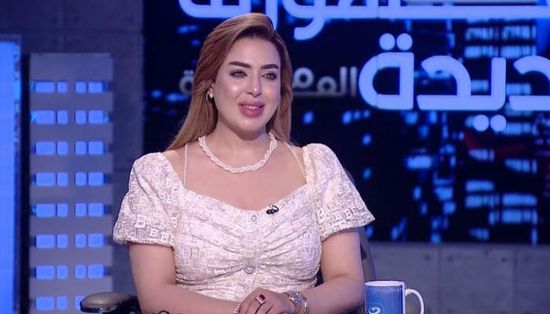 نجاة الإعلامية منى العمدة من حادث سير بعد ساعات من تكريمها بجائزة أفضل برنامج عقاري