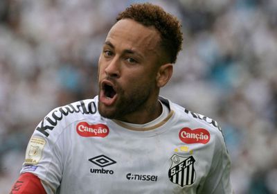 نيمار يرفض الانتقادات السخيفة ويؤكد جاهزيته للمشاركة في كأس العالم