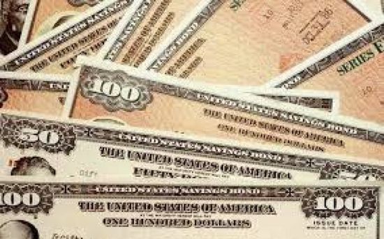 عوائد السندات الأمريكية تقترب من أعلى مستوياتها في عقدين