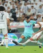 الزعيم يتألق.. العين يحسم نهائي كأس رئيس الدولة برباعية في شباك الجزيرة