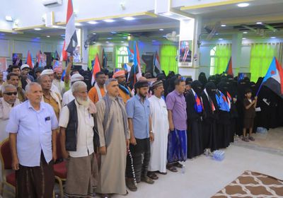 بدء الاجتماع الموسع لانتقالي المهرة وسط حضور غفير