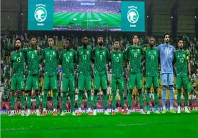 دونيس يختار 30 لاعبا في تشكيلة السعودية المبدئية لكأس العالم