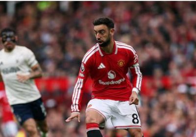 فرنانديز لاعب يونايتد يتوج بجائزة أفضل لاعب في الموسم من رابطة الدوري الإنجليزي