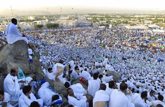 البعثة المصرية تعلن وفاة أول حاجة في موسم 2026