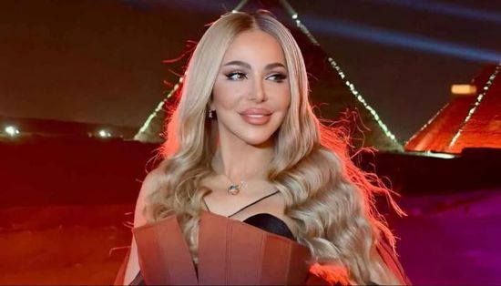إطلالة جريئة ورسالة إنسانية.. سوزان نجم الدين تثير التفاعل