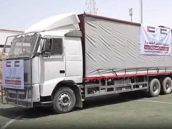 الإمارات تواصل دعم غزة بمساعدات طبية وسيارات إسعاف