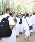 حجاج الإمارات يقفون على صعيد عرفات لأداء ركن الحج الأعظم