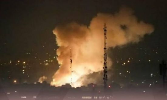 انفجارات قوية تهز بندر بن عباس بإيران 