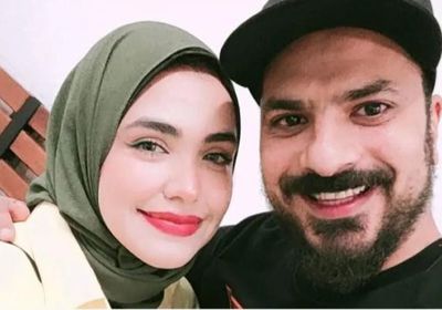 بعد أشهر من الانفصال.. مصطفى أبو سريع يفاجئ جمهوره بإعلان عودته لزوجته برسالة مؤثرة