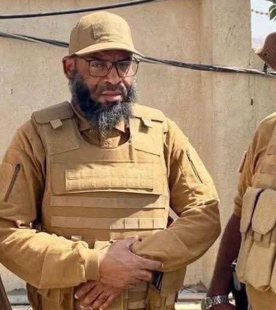شهادات تتهم "بامؤمن" باستهداف جنود في حضرموت بعد منحهم الأمان