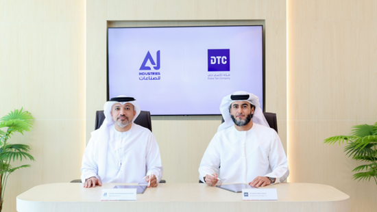 شراكة بين "تاكسي دبي" و"إيه جيه" لتطوير خدمات النقل الذكي