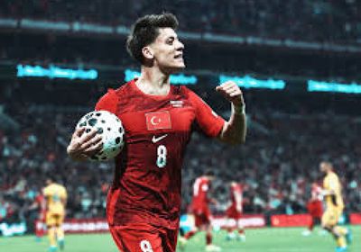 مونتيلا يعتمد على عنصر الخبرة في تشكيلة تركيا لكأس العالم