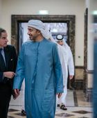 بن زايد يستقبل غروسي بأبو ظبي 