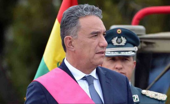 استقالة وزير الدفاع البوليفي من منصبه