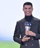 كريستيانو رونالدو يواصل الهيمنة.. الأعلى أجراً في العالم بـ300 مليون دولار في 2026