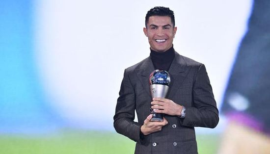 كريستيانو رونالدو يواصل الهيمنة.. الأعلى أجراً في العالم بـ300 مليون دولار في 2026