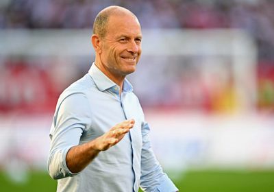 الأهلي المصري يعلن إنهاء تعاقده "بالتراضي" مع  توروب