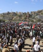 بحضور النقيب.. انطلاق مهرجان الموسطة للتراثي الشعبي اليافعي