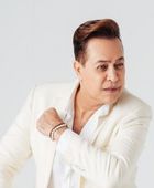 حكيم يستعد لطرح ألبومه الجديد