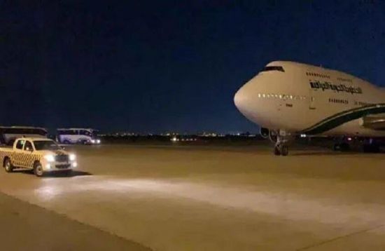 العراق يغلق مجاله الجوي بعد إطلاق صواريخ إيرانية
