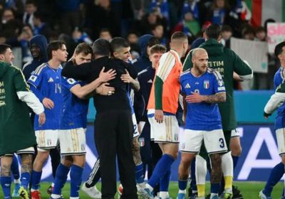إيطاليا تهزم اليونان بهدف إسبوزيتو