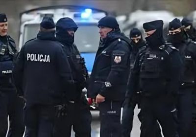 بولندا تضبط أكثر من طن هيروين مخبأ في شحنة طوب مزخرف بميناء غدينيا