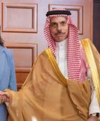 وزير الخارجية السعودي يبحث مع نظيرته الكندية العلاقات الثنائية