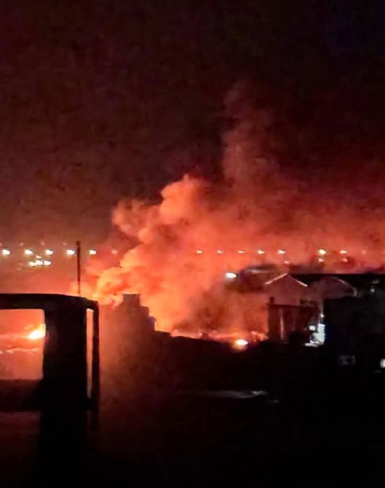 انفجار مخزن أسلحة داخل معسكر عبدالرحمن اللحجي سابقاً بالممدارة 