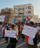 الغليان الشعبي يمتد إلى سيئون.. حرب الخدمات تشعل فتيل الانتفاضة في الجنوب