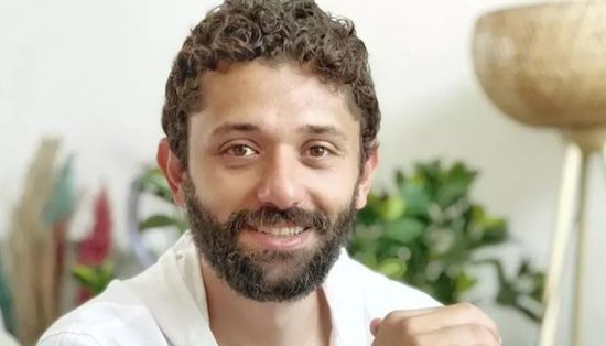 بعد إعلان انفصاله.. كريم محمود عبدالعزيز يظهر مع ابنتيه في مناسبة مؤثرة