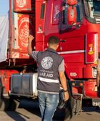 دخول 3 قوافل مساعدات إماراتية إلى قطاع غزة