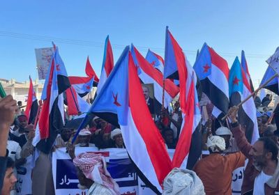 غليان في الشارع الجنوبي.. التفاهمات السعودية - الحوثية تهدد مكتسبات دحر المد الإيراني