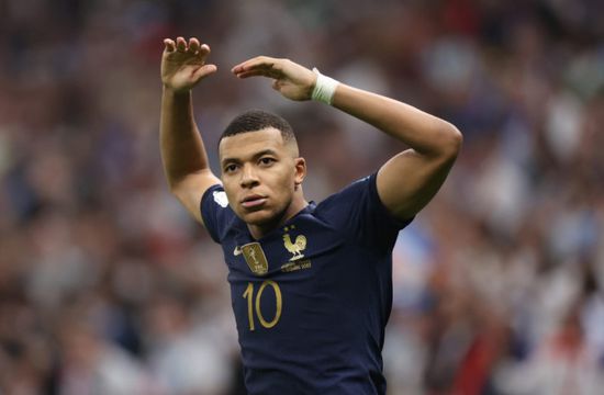 مبابي يقود فرنسا لهزيمة السنغال بثلاثية بكأس العالم 