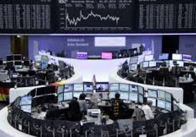 تراجع الأسهم الأوروبية مع تصاعد المخاوف الجيوسياسية والتحديات السياسية البريطانية