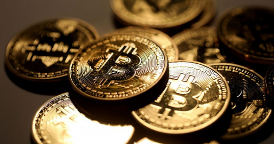 العملات المشفرة ترتد صعوداً والبيتكوين تتجاوز 63 ألف دولار