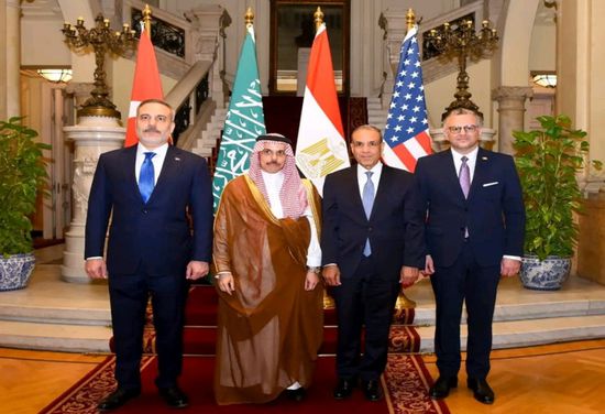 وزير الخارجية المصري يعقد اجتماعًا مع نظيريه السعودي والتركي وكبير مستشاري ترامب