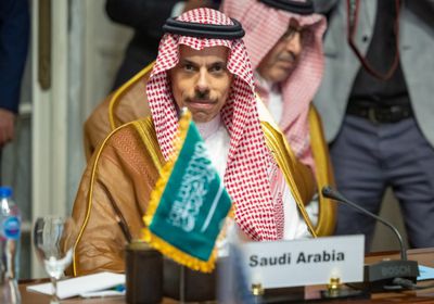 وزير الخارجية السعودي يشارك في اجتماع القاهرة