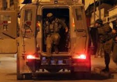 قوات الاحتلال تقتحم بلدتين شمال وشرق القدس