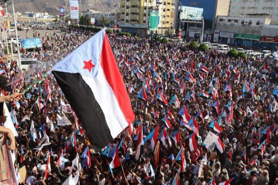 الانتحار الاستراتيجي.. كيف تهدد التسوية الإقليمية المكتسبات العسكرية للجنوب؟