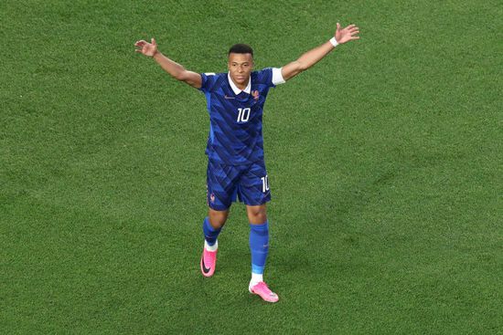 ميسي ومبابي وهالاند في سباق مفتوح نحو قمة الهدافين بمونديال 2026