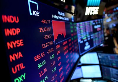 المؤشرات الأمريكية تتراجع قبل الافتتاح وخسائر قوية لأسهم التكنولوجيا
