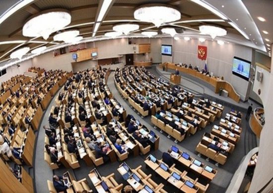 البرلمان الروسي يوافق على تعديلات ضريبية لمعالجة أزمة نقص الوقود