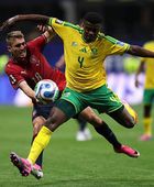 جنوب أفريقيا تطيح بكوريا الجنوبية خارج كأس العالم