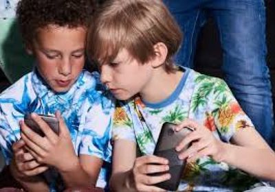 أستراليا تطرح قوانين لتعزيز حظر وسائل التواصل الاجتماعي للصغار