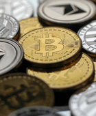 بيتكون تتداول فوق مستوى 60 ألف دولار عالميا