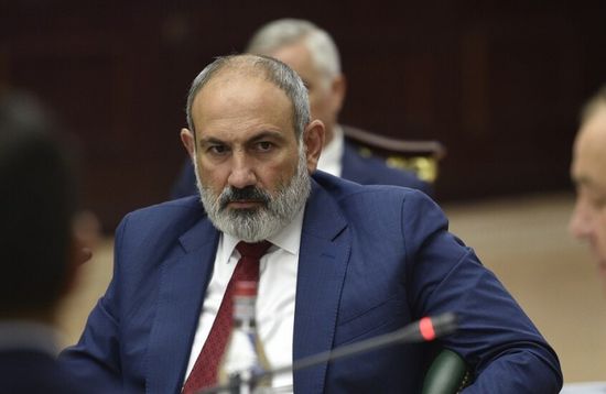 رئيس الوزراء الأرميني يبدي رغبته بالتواصل مع بوتين قريباً